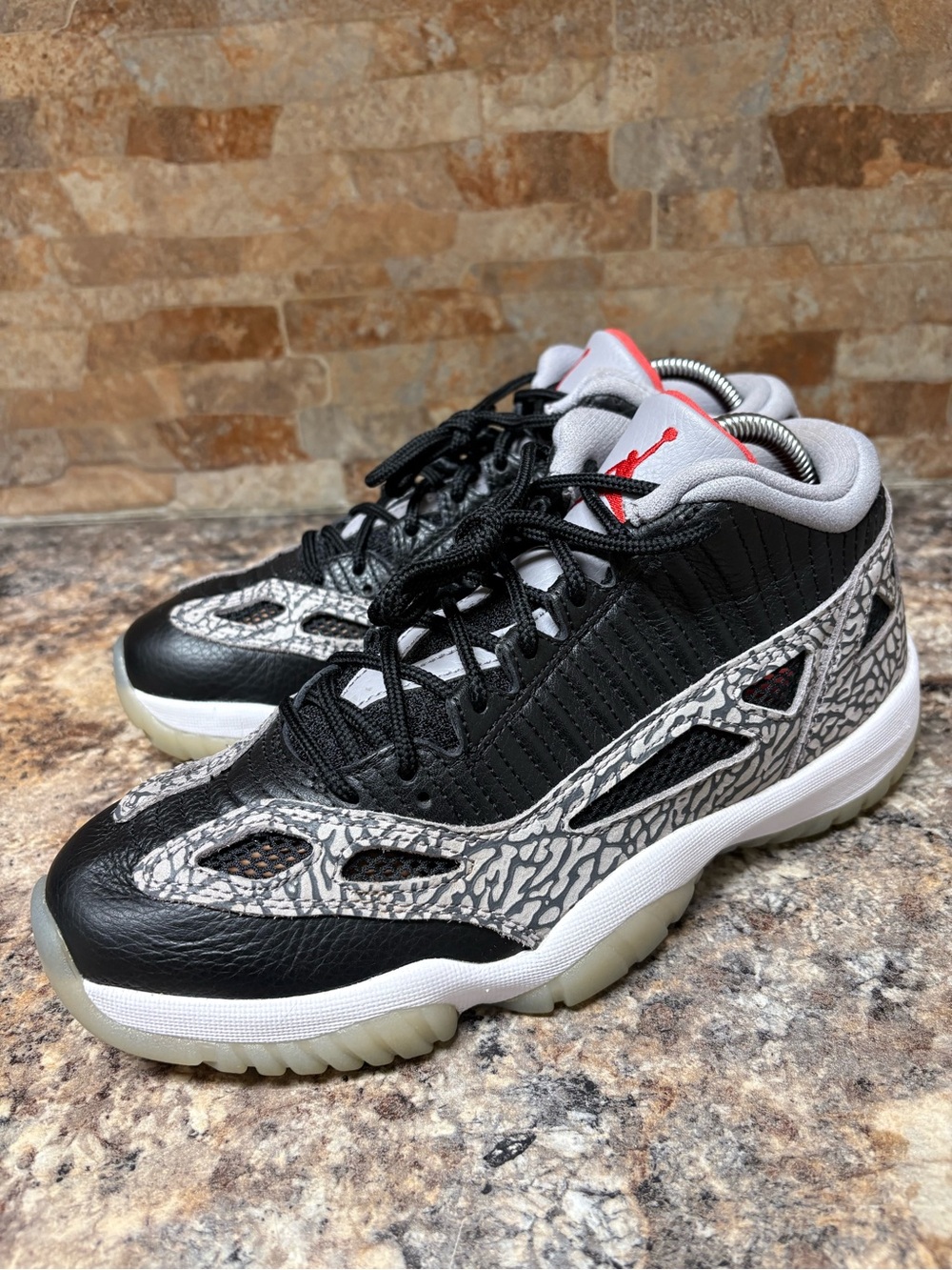 Air Jordan 11 Low Retro IE Black Cement Size 8.5